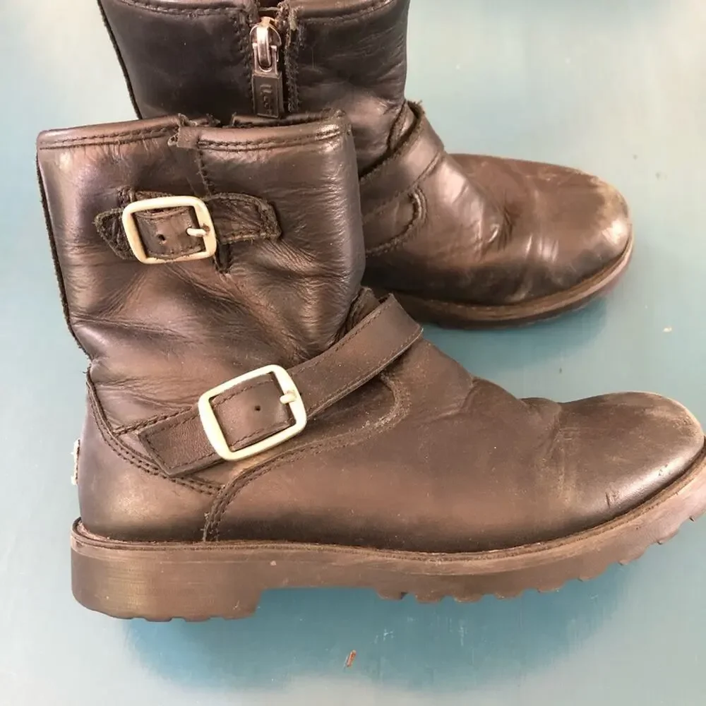 Ugg Kids Harwell Leather Boots Zip Closure Distressed Broken In Size 1 Unisex